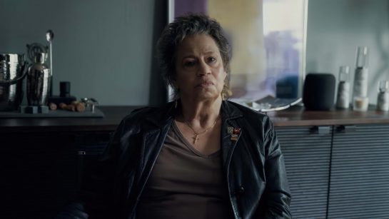 Кадр из 3 серии 1 сезона сериала «Друзья и соседи»